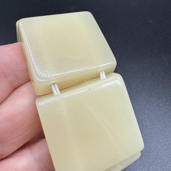 Vintage Lucite Chunky Stretchy Bracelet Cream Blocks - Picture 4 of 6